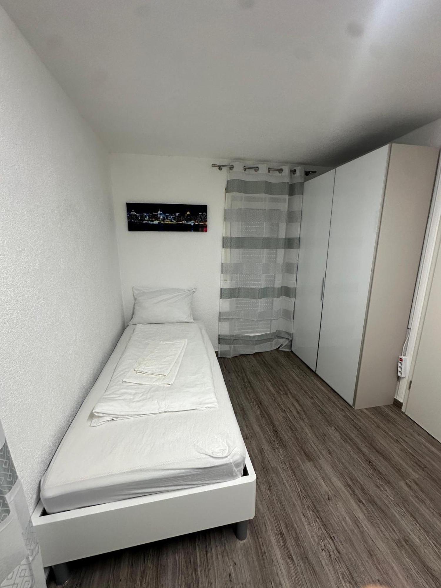 Tolle Fewo Direkt Am Campus 24-7 Checkin Germersheim Exteriör bild